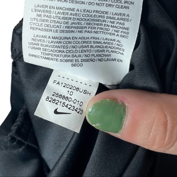 Nike Golf Womens Dri Fit Tournament Crop Pants Black 256860 size 10 EUC - Picture 12 of 12